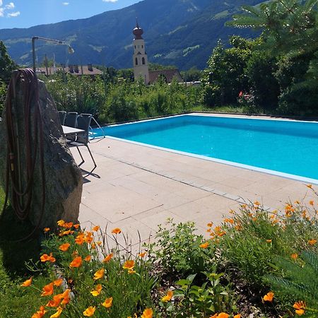 Garni Unterwegguetl Bed & Breakfast Naturns Exterior photo