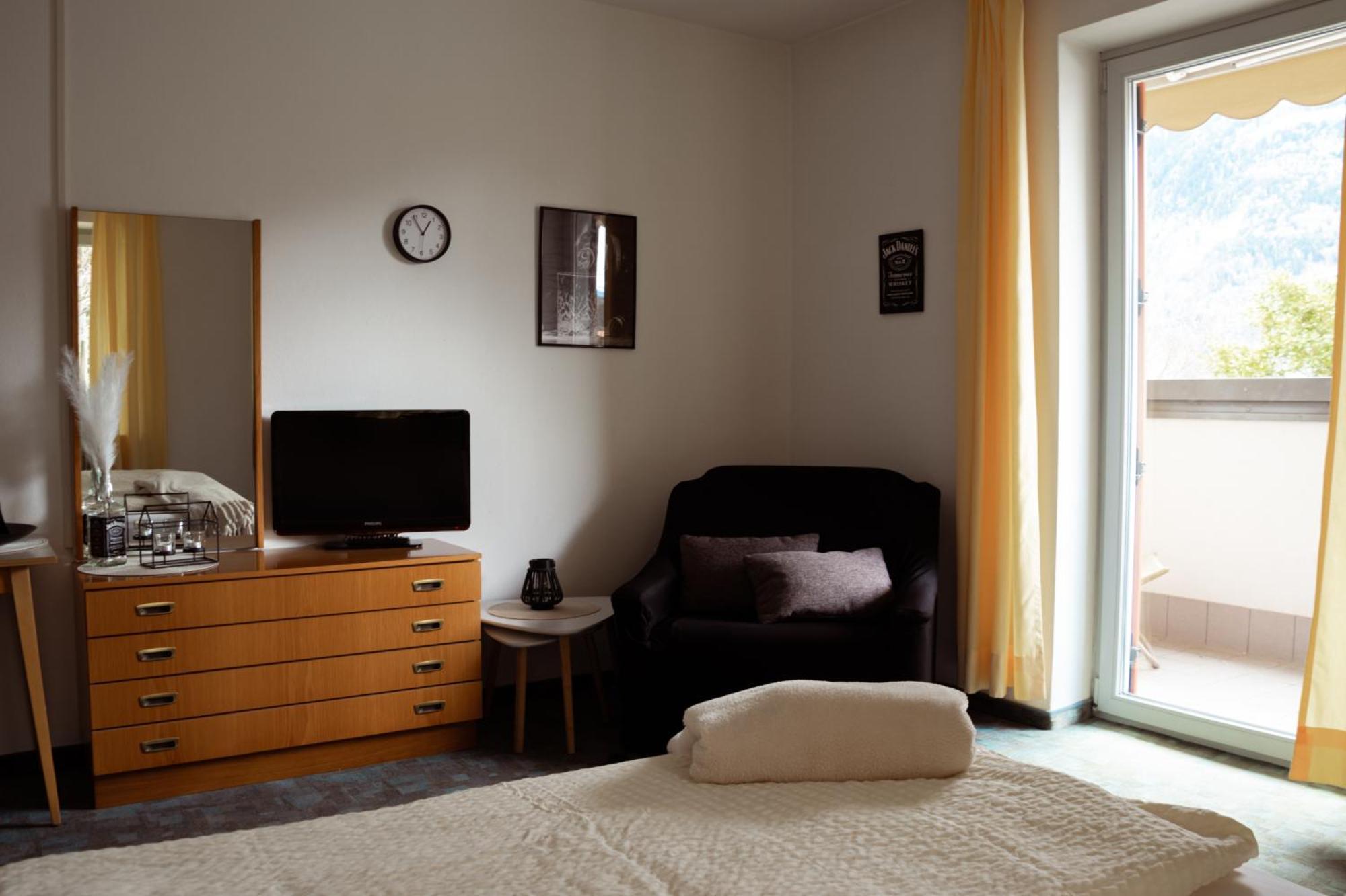 Garni Unterwegguetl Bed & Breakfast Naturns Exterior photo